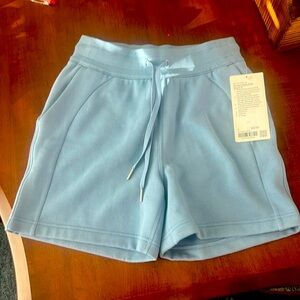 Scuba high rise short 5 inch brand new with tags.  lululemon